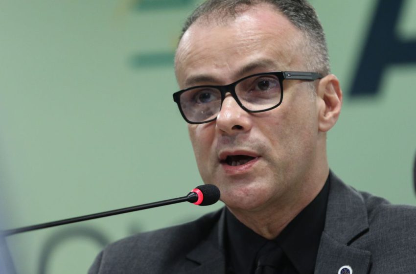 Presidente da Anvisa diz que o plantio não depende da agência, mas do congresso